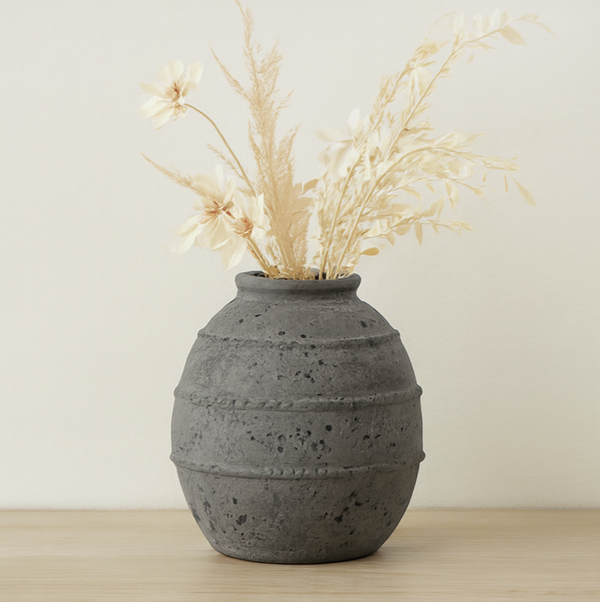 Black Lace Vase A