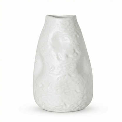 The Blanc Concave Vessel